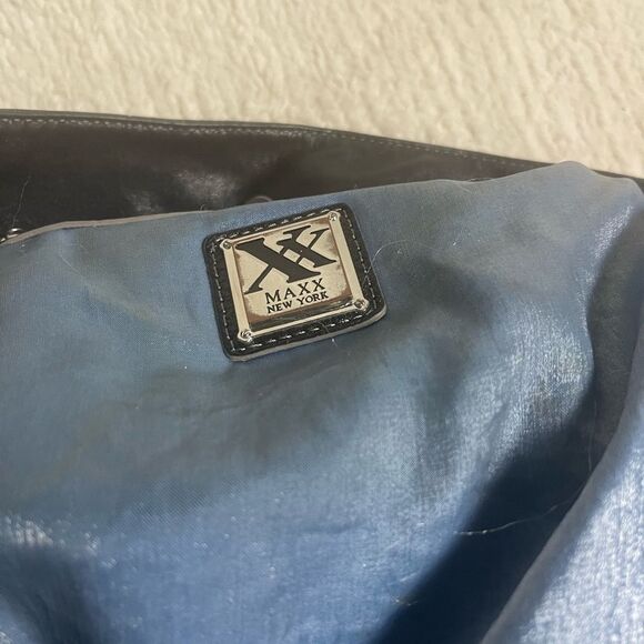 MAXX New York leather Black Studded large hobo Bag silver tone hardwares - Picture 5 of 10